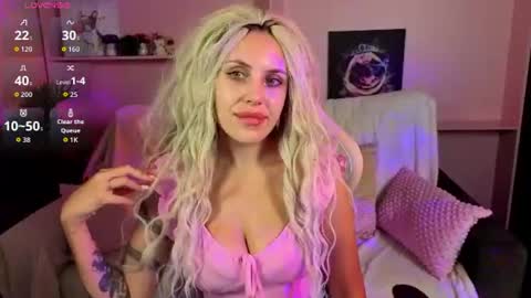 _amymoore online show from August 5, 7:06 am