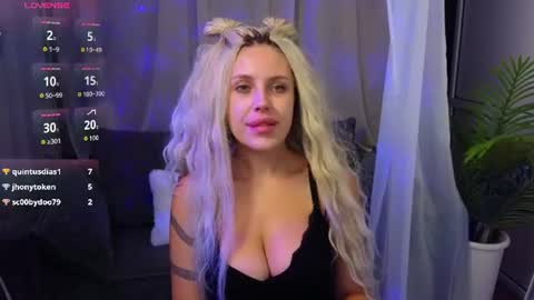 _amymoore online show from August 15, 3:54 am