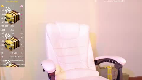_an_drew18 online show from July 31, 5:07 pm
