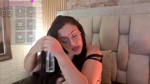 _andrealopez online show from August 9, 7:42 am