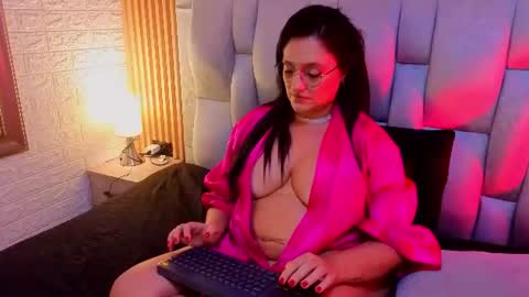 _andrealopez online show from August 12, 9:00 am