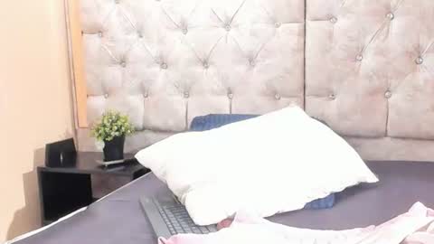 Angela  online show from June 13, 3:31 pm