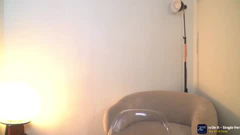 Angie -  online show from August 15, 2:04 am