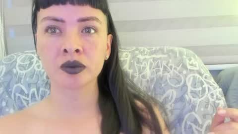 antonia online show from July 30, 11:00 pm