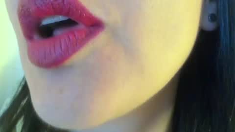 antonia online show from August 5, 9:13 pm