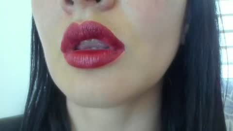 antonia online show from August 11, 9:39 pm