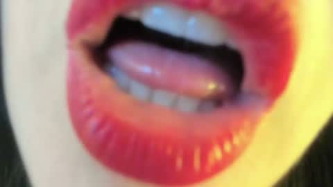 antonia online show from August 11, 11:51 pm
