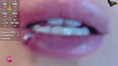 Angie online show from August 3, 11:34 pm