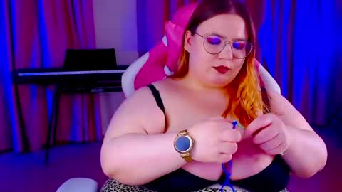 _ariaakashi_ online show from August 11, 4:03 am
