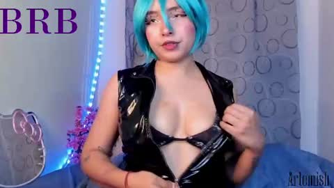   online show from August 11, 2:02 am