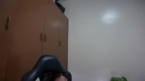 Ash online show from July 16, 7:42 am