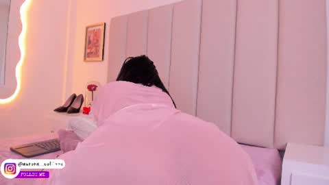 _aurora_collins_ online show from July 23, 6:54 pm