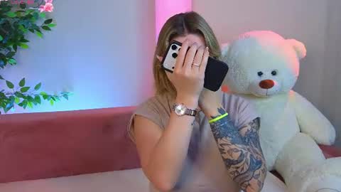 Jess online show from August 8, 4:34 am
