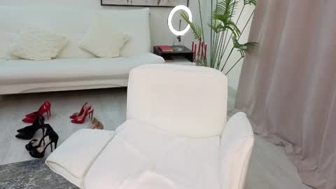 Beylly online show from August 5, 4:27 pm