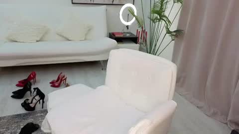 Beylly online show from August 7, 3:34 pm