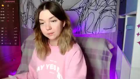 Elizabeth online show from June 16, 10:08 pm