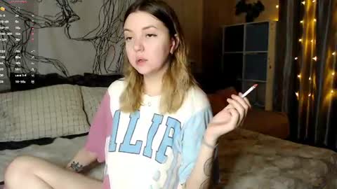 Elizabeth online show from August 4, 8:17 pm