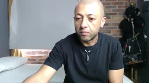_bonnie__and_clyde online show from August 10, 9:27 pm