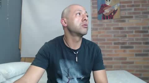 _bonnie__and_clyde online show from August 13, 10:46 pm