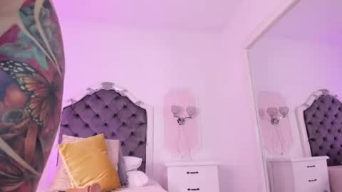 _brenda_becker online show from September 3, 12:02 am