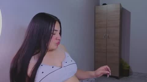 Brenda  online show from August 11, 4:03 am