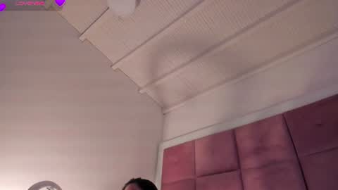 cailyn  online show from August 15, 6:06 am