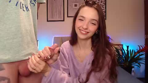 candygirl online show from August 3, 1:51 pm