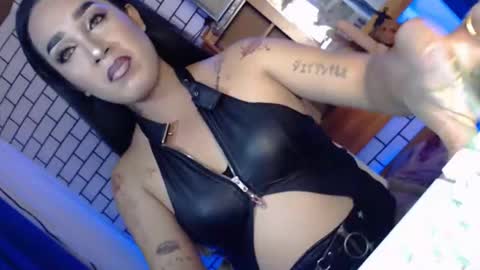 Caroline online show from April 27, 7:37 am