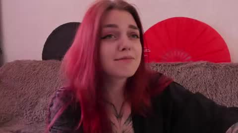 Caroline online show from July 13, 1:18 pm
