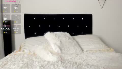 Bella  online show from July 30, 11:11 pm