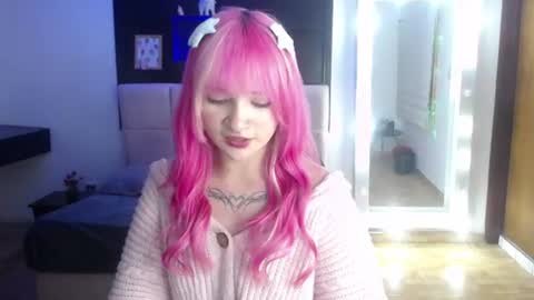 _charlotte_collins_ online show from August 6, 6:29 pm