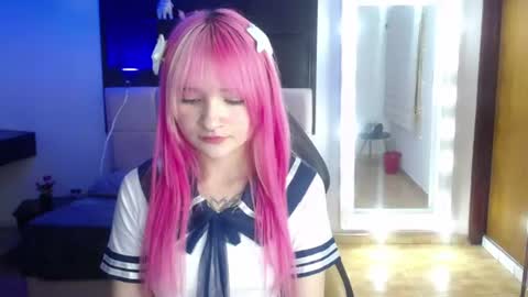 _charlotte_collins_ online show from August 14, 7:50 pm