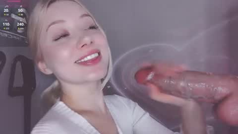 Angelina online show from August 8, 2:06 pm