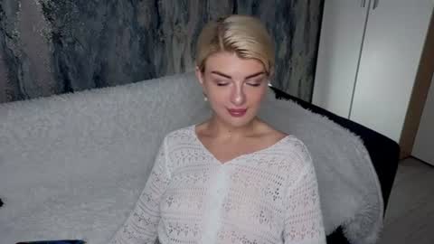 D online show from August 11, 3:08 am