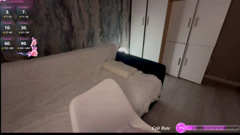 D online show from September 2, 10:39 am