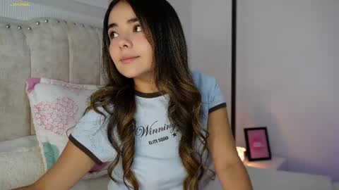 Melissa Valentina online show from June 25, 3:09 am