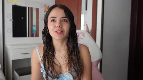 Melissa Valentina online show from August 2, 8:05 pm