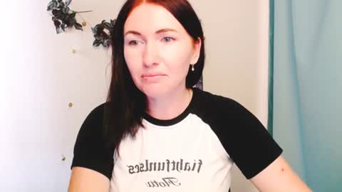 _cutie_and_shy_ online show from August 11, 12:07 pm