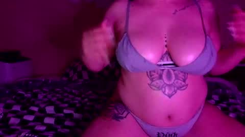 _demigodxxx online show from July 18, 4:24 am