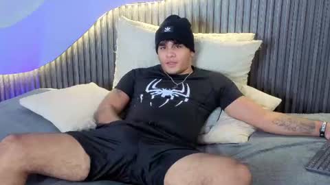 _demon1 online show from August 14, 2:59 am