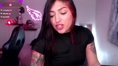 _dennise online show from August 11, 5:04 pm