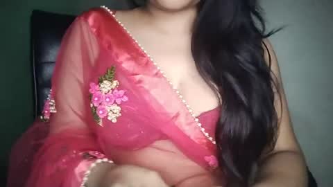 _dreamgirl_0 online show from August 4, 10:23 am