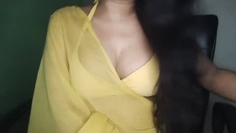 _dreamgirl_0 online show from August 13, 1:58 pm