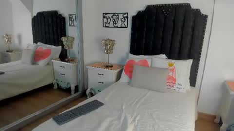 _dulce_tentacion_7 online show from August 10, 12:39 pm