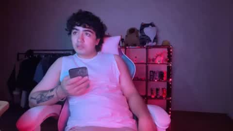 _eligos_ online show from August 2, 11:33 pm