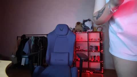 _eligos_ online show from August 7, 4:29 pm