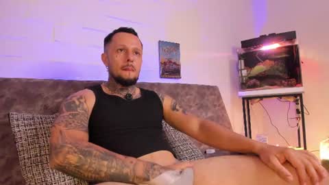 Emilio online show from August 15, 10:41 am