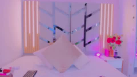 EMILY online show from August 4, 7:00 pm