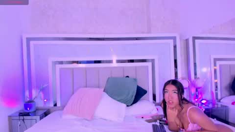 EMILY online show from August 10, 2:46 am