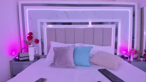 EMILY online show from August 15, 1:42 am